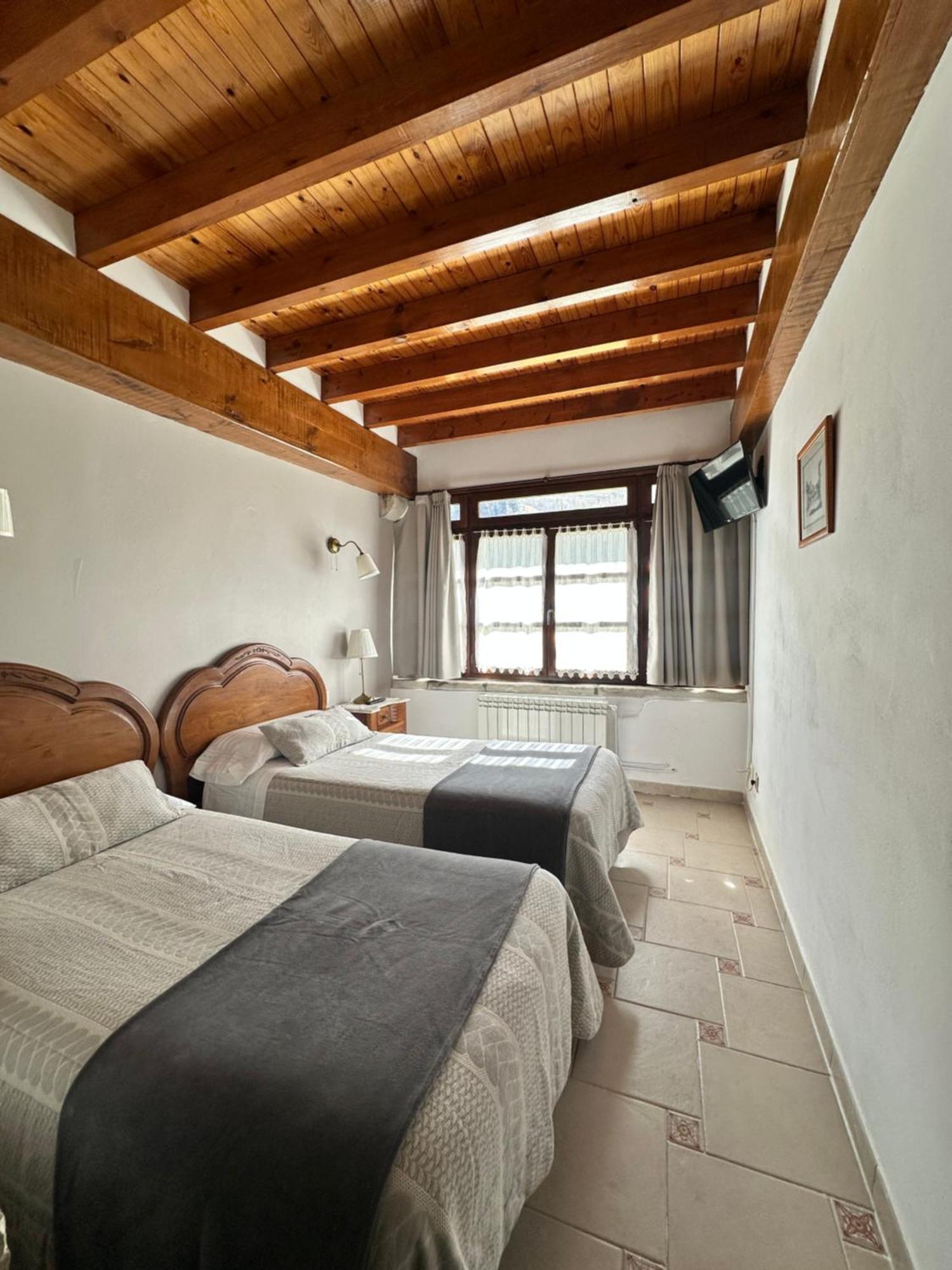 Casa Rural El Torrejon Аренас-де-Кабралес Экстерьер фото
